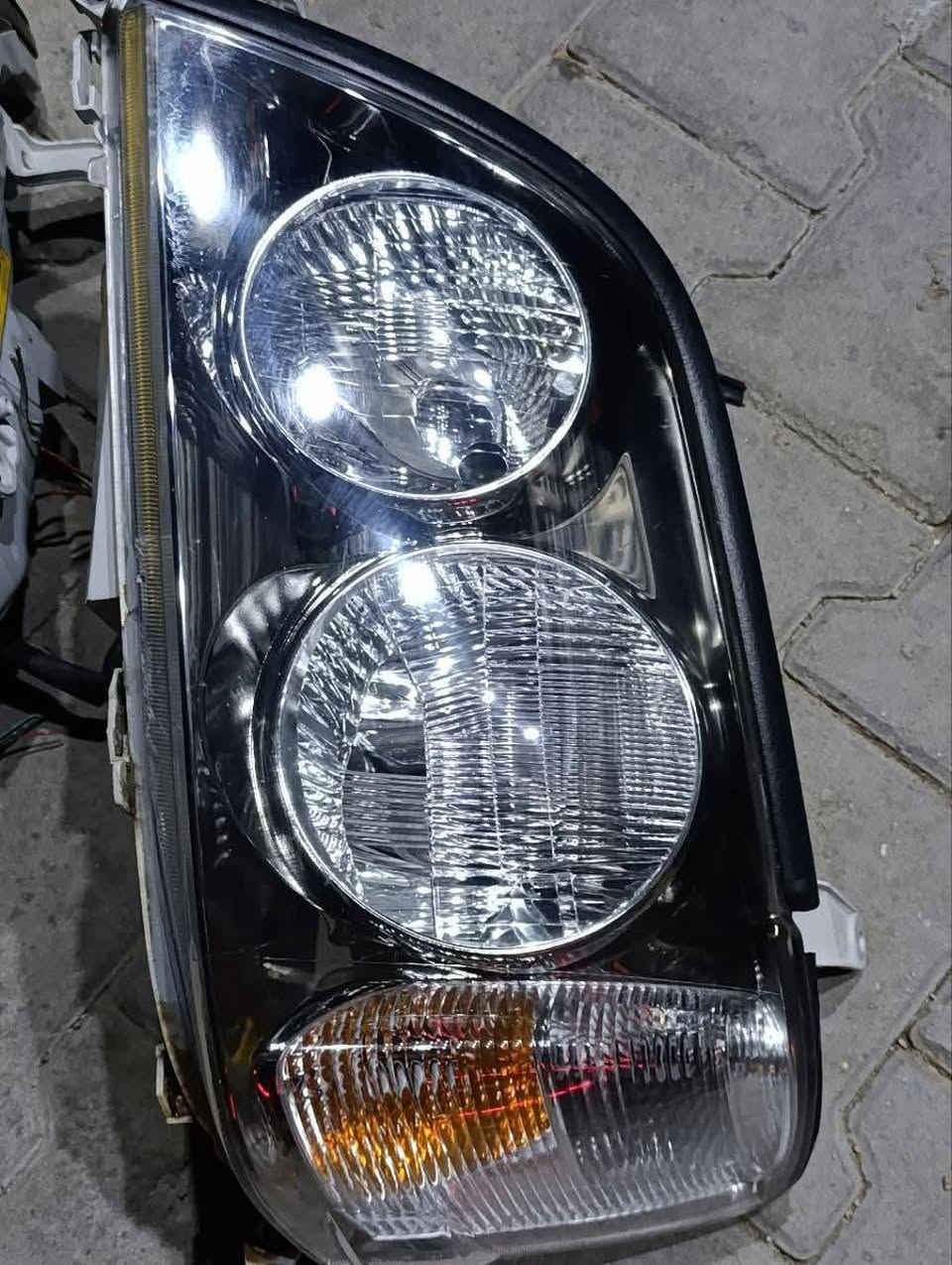 السلام عليكم ورحمه الله وبركاته
لايت ملكه ابو عيون زوج زيروووو
لا مبدل جام ولا ملعوب بي كله اصلي 
ابو الولد كلوبات زنون ناصي بلاد كل 
غراضه كاملات لا اليطه مكسوره ولا ابد
تفصيخ حاويه محولات حته البراغي 
وياه الاصليه الفيش كلهن مكطعات وياه

***********
***********

موجود توصيل الجميع المحافظة العراق
