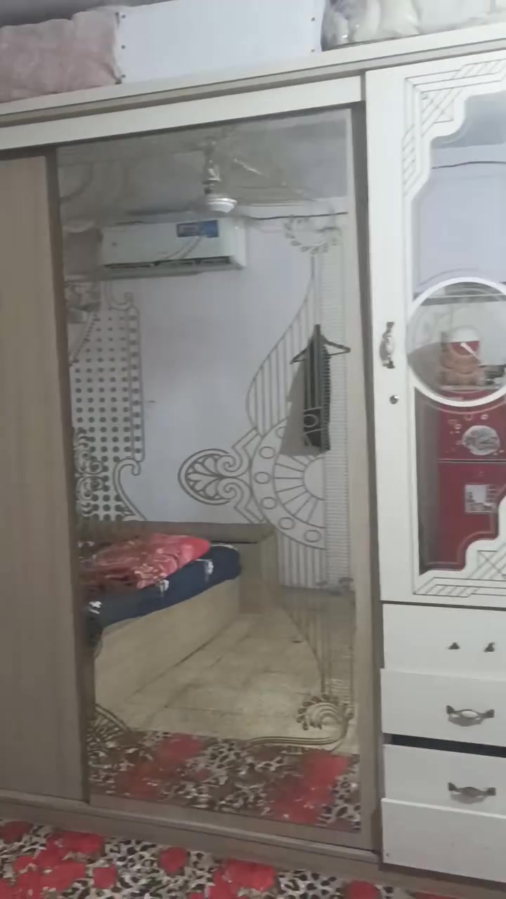 سلام عليكم غرفه تركيه للبيع
عوزه سجج فقط للجرارات  ولبوب  
للاستفسار مراسله الصفحه او اتصال ***********
