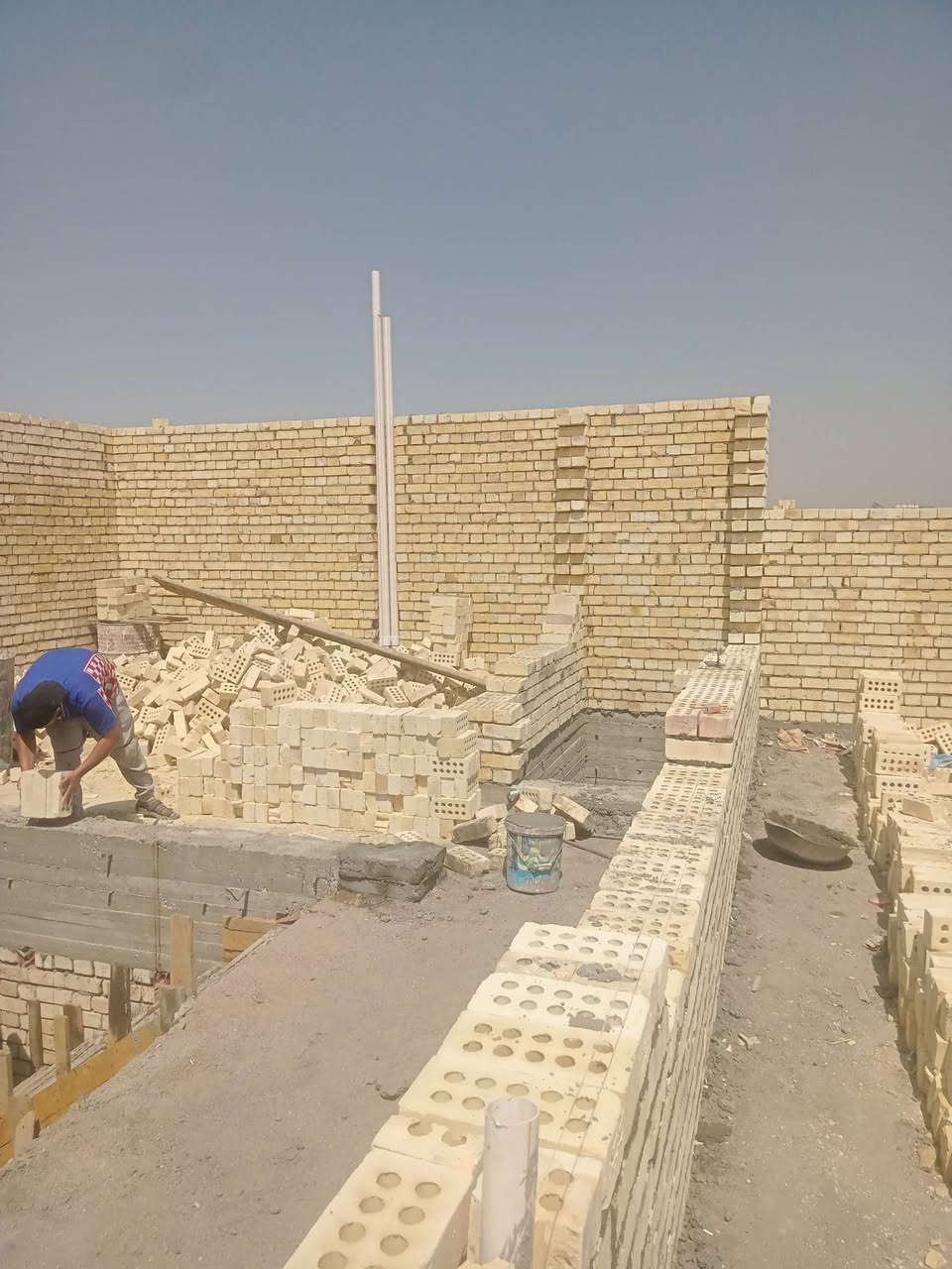 كادر بناء مصري شغل درجه اولى استلام مهندس مقيم بغداد الجديده اسعار مناسبه التزام  بالمواعيد *********** بي وتس
