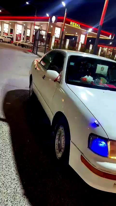 بطه 2500 vvt متصل رقم كربله نكليزي تبريد ثلج 62 وبيها مجال قليل لجوه لستين ليخابر ولا يتعب روحه ***********
