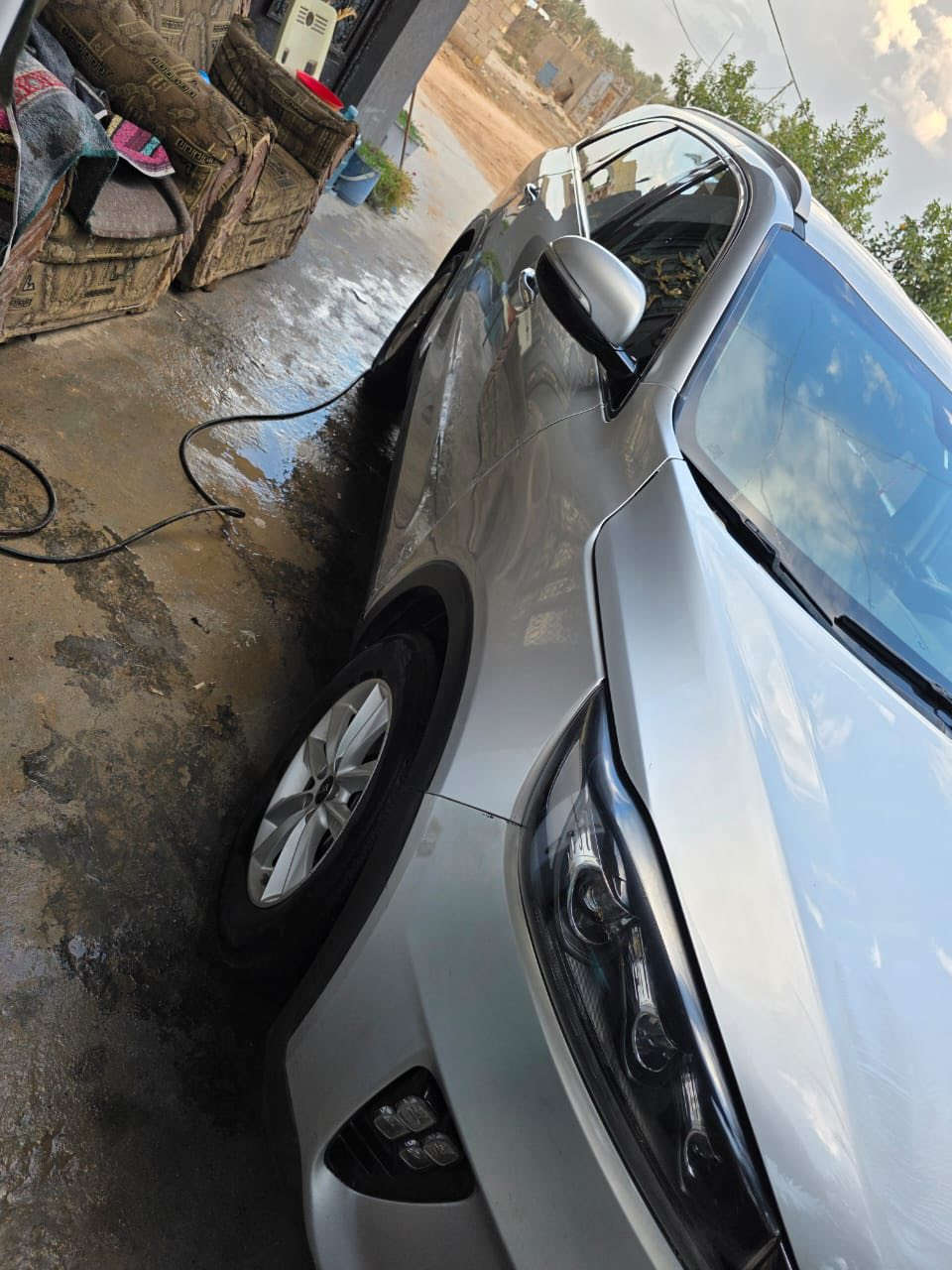 السلام عليكم 
سورنتو 2020
٦ سلندر 
السيارة فر ويل 
ماشيه ٩١ 
بيها قطعتين مبدلات جاملغ وبنيد 
السعر ١٩٥ بيها مجال للشراي 

‭٠٧٧١ ٧٣٥ ٣٢٣٨‬
