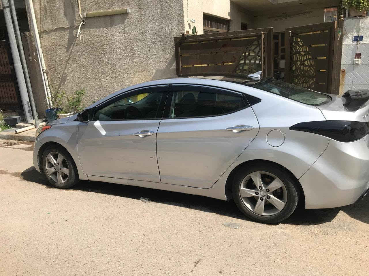 🚘 هيونداي إلنترا 2013
🔺 المواصفات
◾ اللون سلفر
◾ محرك 1800 دوش
◾ رقم بغداد الجديد
🔺 ممشى السيارة 140 ألف ميل
⚙️ حجم المحرك 1800 cc
🛠️ الأضرار
◾ السيارة مصبوغة حزام
◾ حادثها الباب الخلف السايق
📍 مكان السيارة بغداد – الغزالية
السعر 94 وبيها مجال
📲 رقم صاحب السيارة
***********
