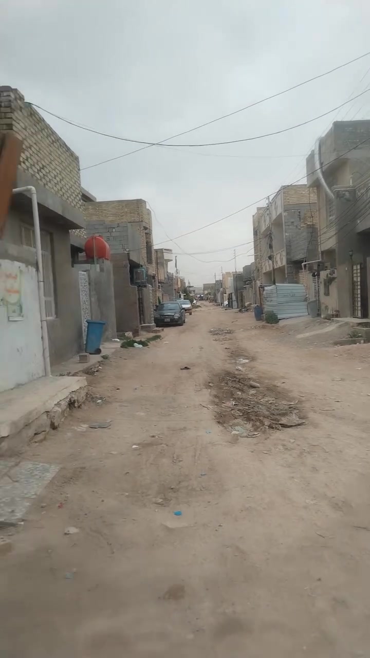 السلام عليكم عليكم بيت للبيع زراعي على عقد ٢٥ سند ابو صوره قرار محكمه جواهري قرب أسواق حسوني تفاصيل أكثر اتصال *********** مساحه البيت 60 متر
