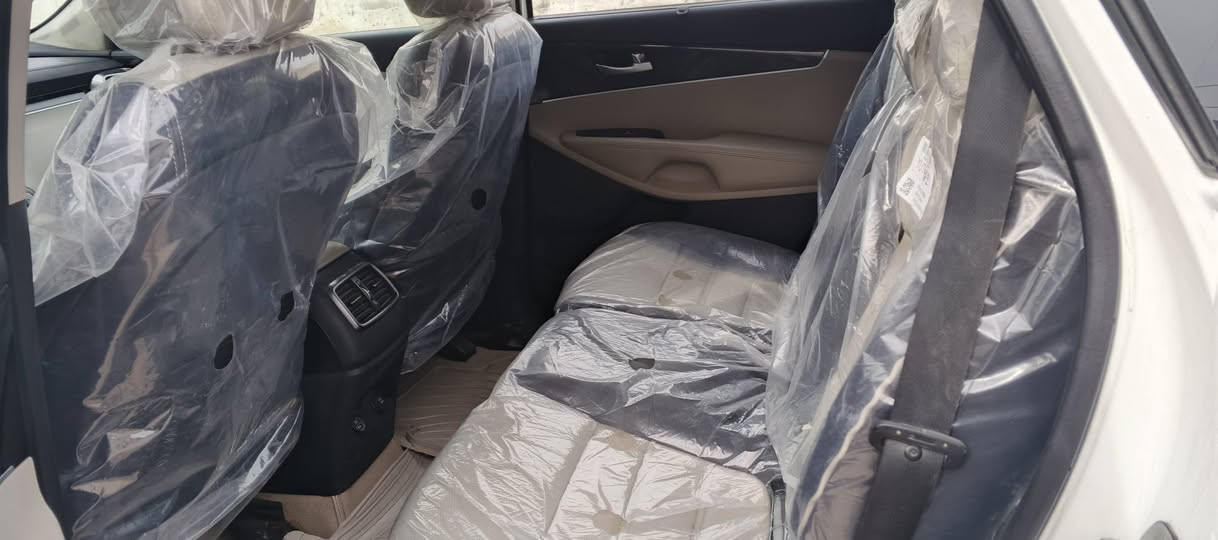 سورنتو 16 خليجي محرك 6 تفاصيل بالسونار 
تبريد حداديه تخم تاير جديد 
بصمه بردات خلفيه 3قطع تبريد مري شفط حساسات خلفيه امامي بيع ومراوس سياره صالون مكاني شطره ***********سعر 190
