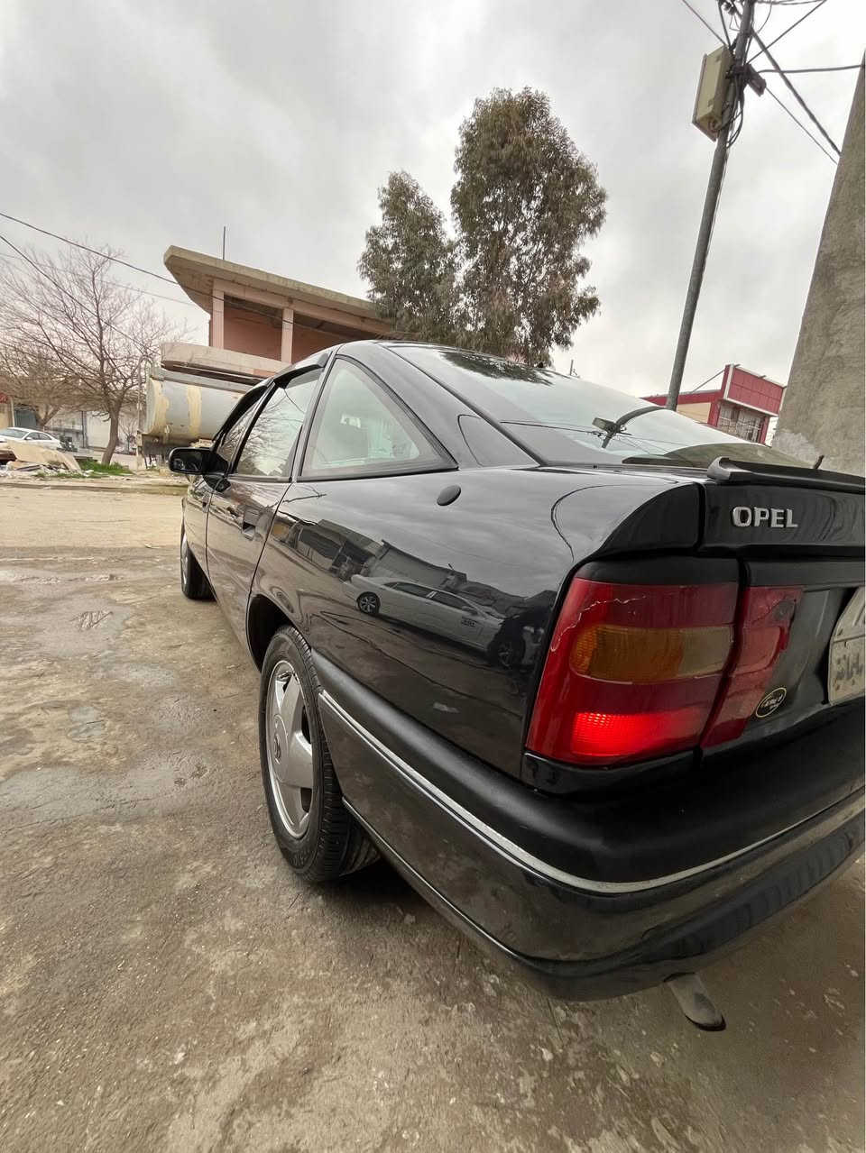 Opel vectra 1994 CDX
سڵاو بەناوی خوا . ئۆبڵێکی ڤیگترا ١٩٩٤ بۆ فرۆشتین مواسەفاتی سلایت abs جام کارەبا دەبیل ئیرباگ تەبرید ئاوینە هیتەر بی لیدران کامل بۆیاخ کراوە لەسەر ساغی بەشەرت کێرو مەکینە بەشەرت کێری عادییە  مەکینە 2.0 سەیارەکە زۆر پاکەو مالی دۆستە مەسرەفی نییە بەشەرتی تەحویل و خەرامە  
‎تیبینی : تەبریدی پیویستی بە چاک کردنە 
‎بۆزانیاری زیاتر *********** 
٤٧وەرەقە و مەعامەلە السليمانية, العراق
