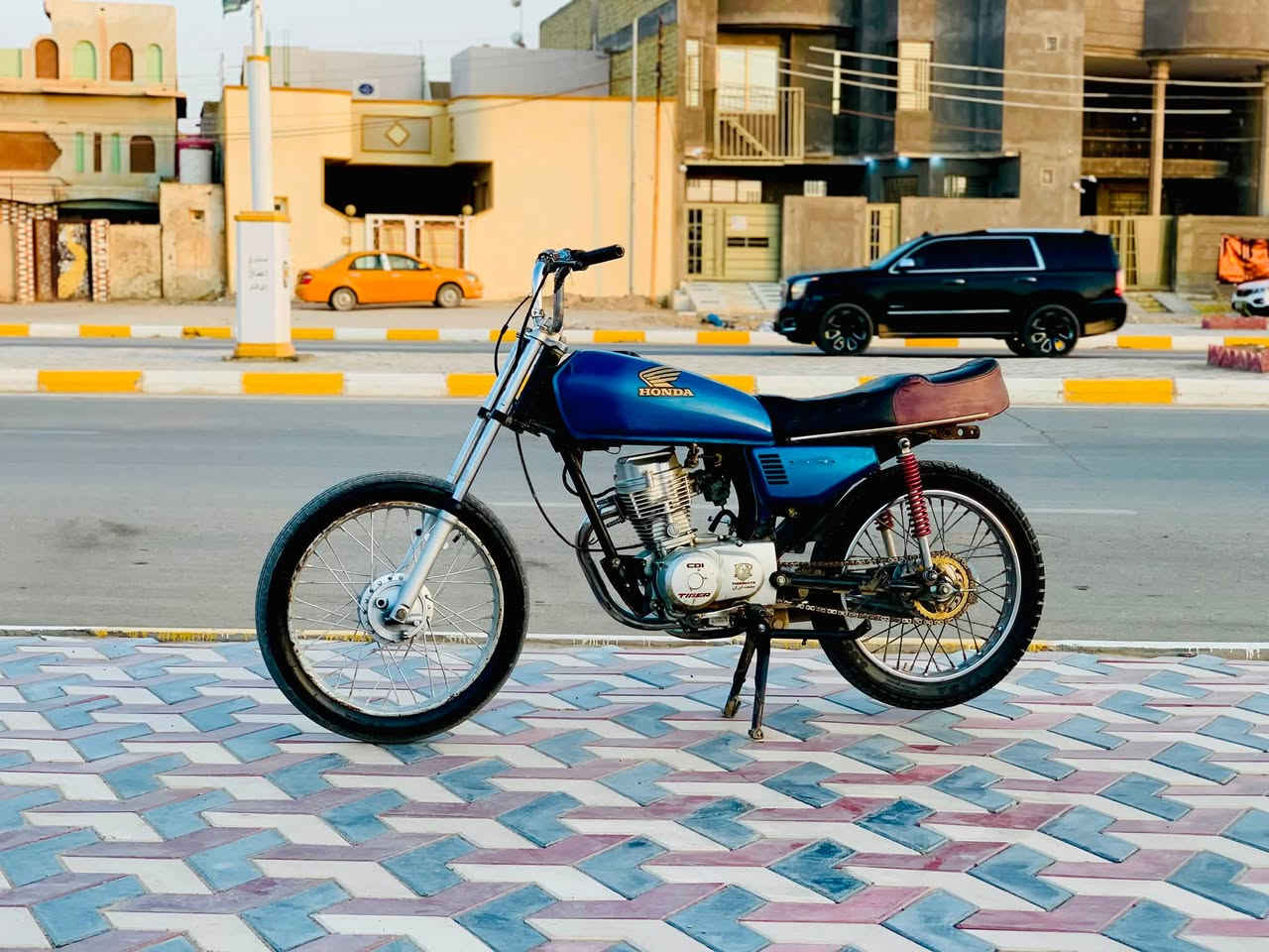 نامه كلك دراجه نضيفه وجاهزه مكفوله من كلشي ما بيها نقص سعرها مناسب 350 وبيها مجال بسيط الشراي 
***********
