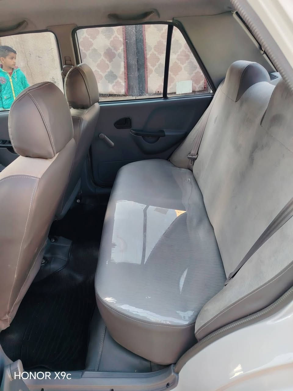 للبيع سايبا مويل 25 ماشيه 11 الف
***********٣
