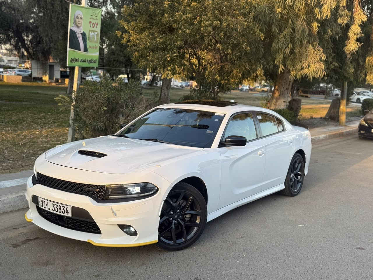 جارجر GT PLUS .النداء الاخير اعلى مواصفات رادار امامي
وارد ( امريكي )
فتحه سقف
الموديل:2023 فول فول مواصفات 
العداد : 24 mi فقط . 
المحرك : V6.  3.6L .
رقم  بغداد الجديد  

*سيارة وضع الشركة.

المواصفات :
•  نسخة  GT PLUS - SUPER TRACK PAK.
•  رادار امامي 
• نقطة عمياء . 
• نظام الخروج من المسار 
•  مصابيح أمامية زنون . 
•  كشافات الضباب زنون . 
•  المصابيح الأمامية مع LED . 
•  حساسات . 
•  شاشه كبيرة مع نظام ملاحة نفكيشن GPS .
•  سستم صوت الپاين .
•  ويل قياس 20 انج . 
•  فتحت سقف (سلايد) . 
•  مقاعد جلد وكنتارا رياضية . 
•  مقاعد أمامية كهربائية عدد 2 . 
•  ذاكرة لحفظ وضعيات الجلوس (ميموري) . 
•  مقاعد أمامية تبريد وتدفئة . 
•  مقاعد خلفية تدفئة . 
•  تشغيل عن بعد . 
•  ستيرن كهربائي . 
•  تدفئة ستيرن . 
•  محدد سرعة . 
•  كاميرا خلفية .
•  مرايا متحسسة للاضاءة العالية .
•  كير شفتات بالستيرن . 
•  دخول ذكي (بصمة) .
السعر 310 ورقه 
صبغ دعاميه اماميه فقط 
صور الحادث مرفقه 
 
للاستفسار اكثر : ***********
