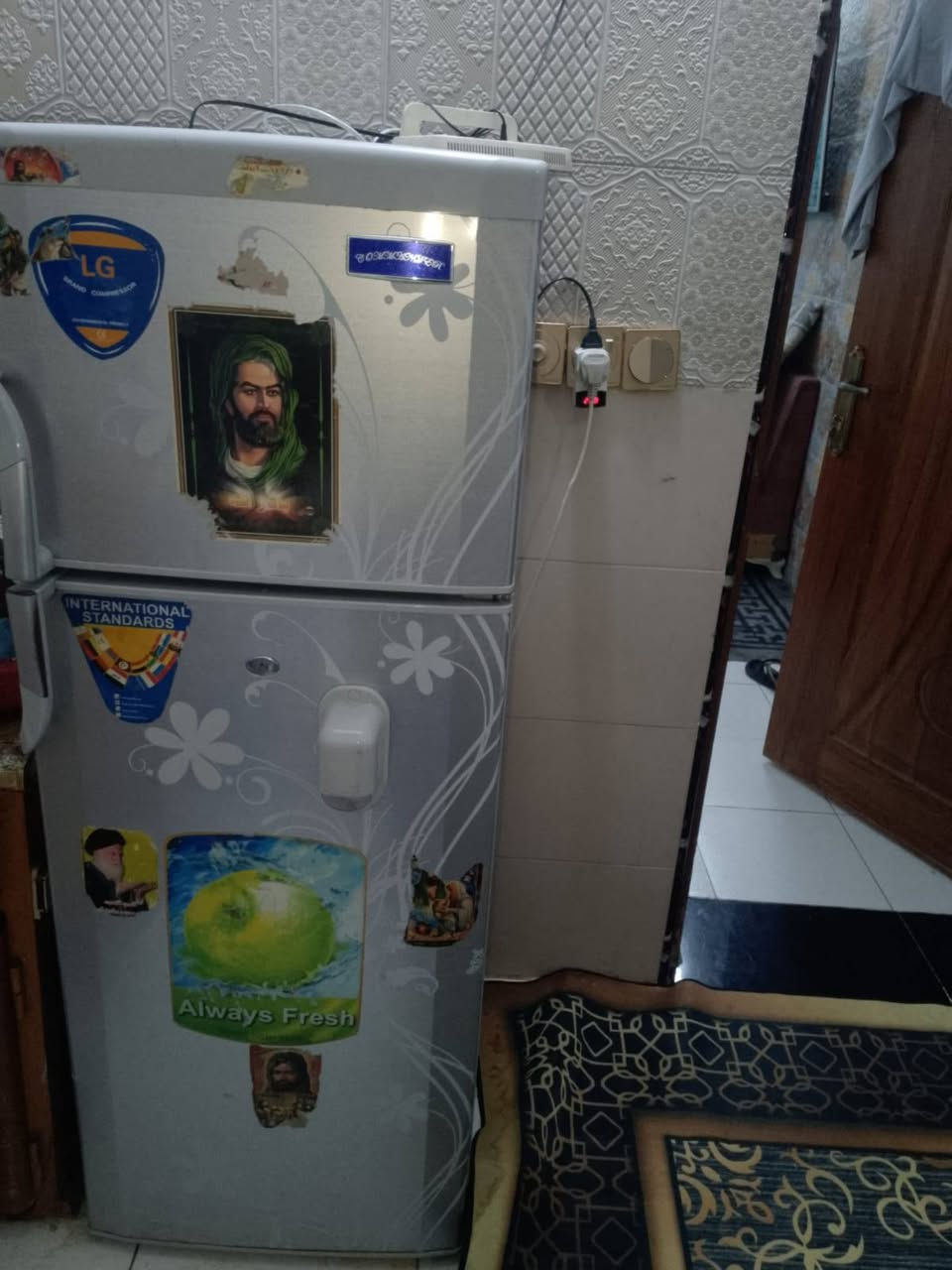 السلام عليكم مكلفه بالنشر ثلاجه للبيع نظيفه السعر 150وبيها مجال العنوان الشعب


**إذا كنت صاحب هذا الإعلان وتريد حذفه لأي سبب، رجاءا أرسل رسالة إلى الدعم الفني**