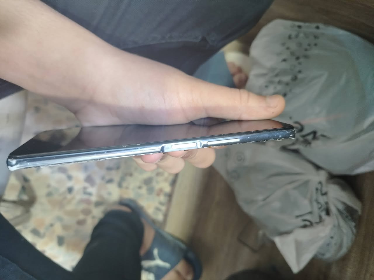 هواوي y9a ذاكرة 128 ورام 8 معالح ميديا تك هيليوجي 80 كلشي شغال بي بصمة وكاميرات و مكالمات نت سيم كارد كلشي شغال مبدل شاشة فقط السعر ٩٠ وبي مجال مكاني بغدادالدورة ***********
