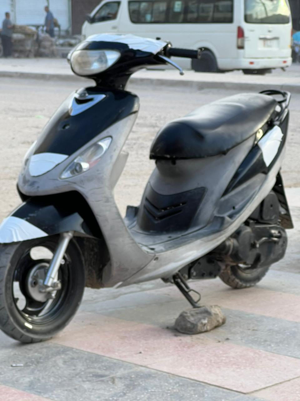 سلام عليكم دراجه ماكس قجمه مكينه مكفوله مامفتوحه شرط الفحص كهربايته كله شغاله كفراته بلاد سعره 750 وبيه مجال قليل ***********
