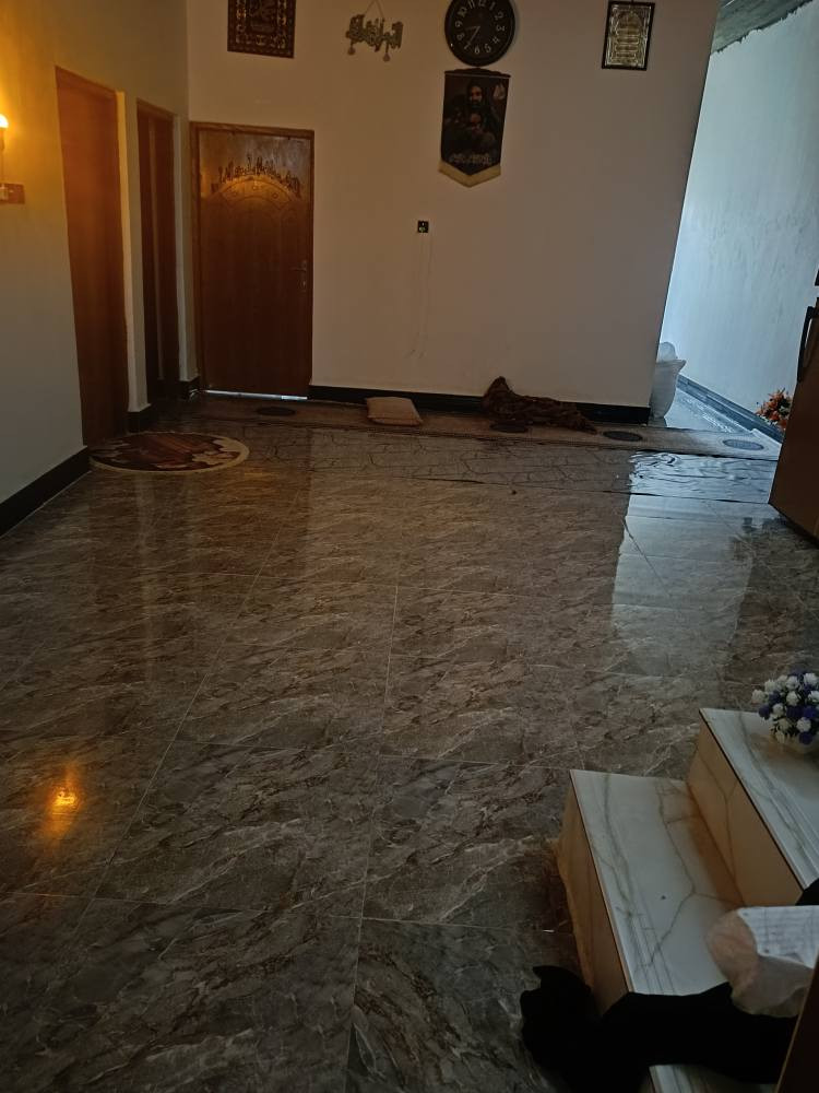 السلام عليكم بيت في الجزيره زين العابدين قريب عل 4 سايدات قبل سنتر التعاون بناء ما صارله 7 اشهر حديث بناء مرتب مساحه 200 طابقين جوه غرفتين وصاله وسبقبال ومطبخ وفوك غرفه 6ب6 وصاله ومطبخ ودرج خارجي وداخلي لسعر 125 يسوه اكثر  بس متعجلين البصرة, العراق


**إذا كنت صاحب هذا الإعلان وتريد حذفه لأي سبب، رجاءا أرسل رسالة إلى الدعم الفني**