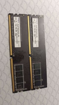 Crucial ٣٢جي‌بي • كورساير ٨جي‌بي ٣٢٠٠ • كورساير ١٦جي‌بي ٣٢٠٠