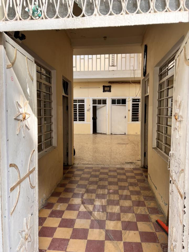 السلام عليكم بيت للبيع المنطقه حي النفط  المساحه ١٥٠ أربع غرف
التواصل على الرقم  ***********
***********
