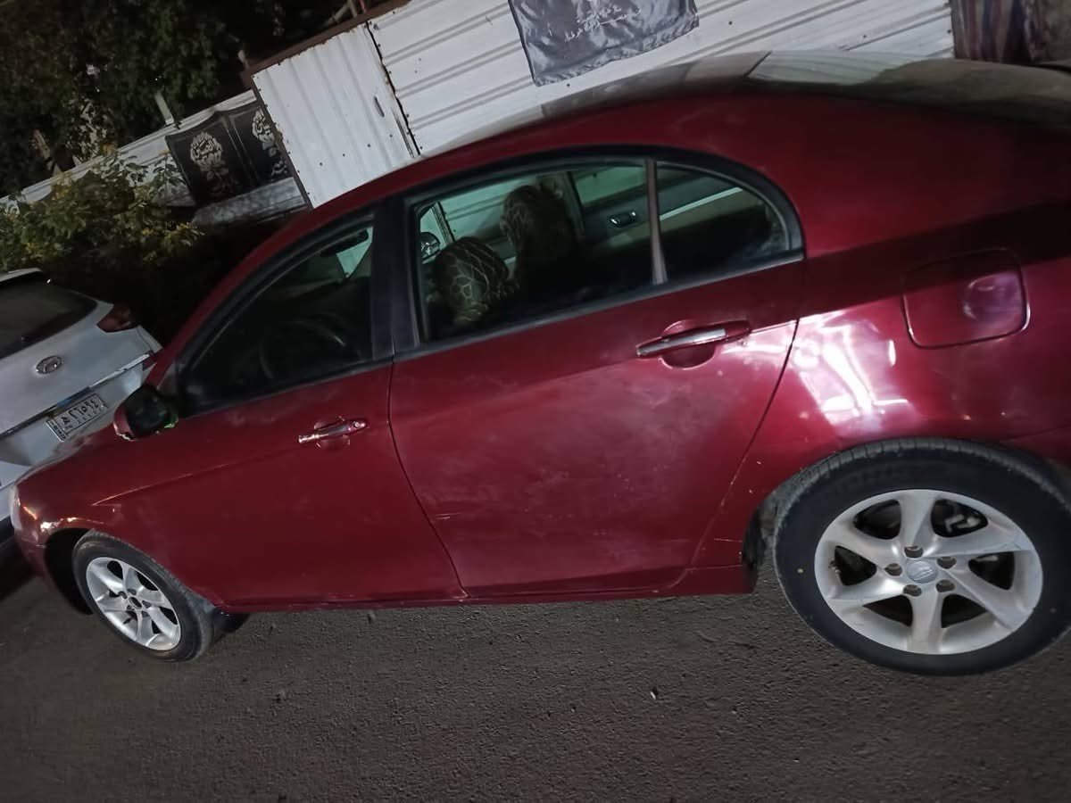 جيلي ام كراند ٢٠١٣ كير ومكينه  تخم تاير جديدمكفولات ***********السعر$٥٠وبيه مجال