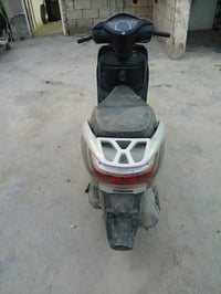 للبيع ليدي حديث عايزة تجفيت السعر 600 او بي مجال 07702859390