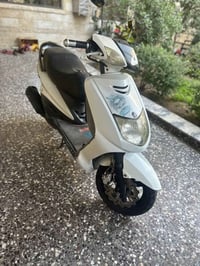 دراجة سكنس • نظيفه • اوراق المعرض