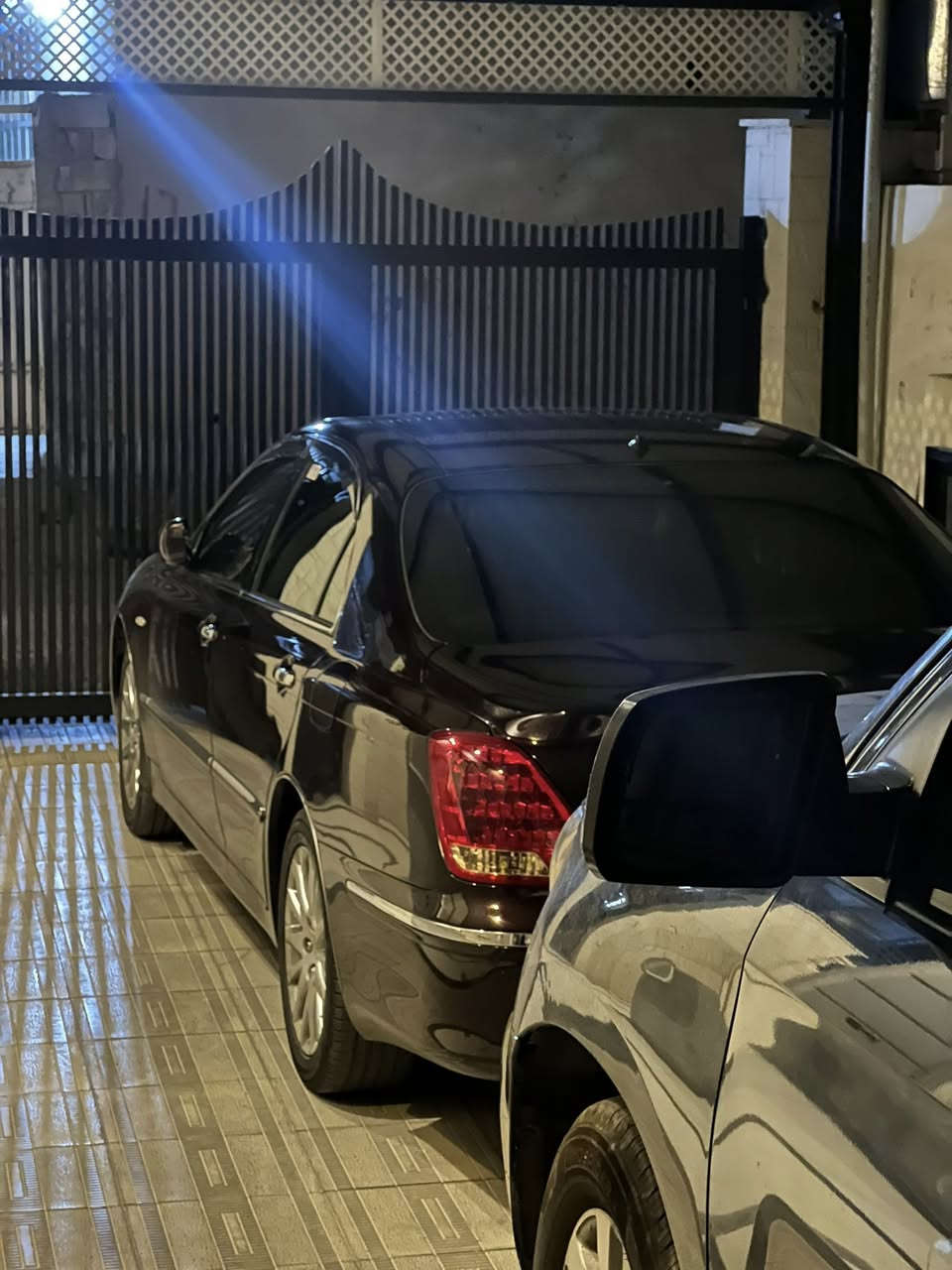 بەناوی خوای گەورەو میهرەبان 
تۆیۆتا کراون ماجێستا ٢٠٠٧ 
قەپات مواسەفات 
سەیارەکە مووسە 
٥ دوکمەیە 
ئەی بس بیلادیە 
سەیارەکە مالی دۆستە 
گۆرینەوەش دەکەم لەسەر دل گرتن 
سحری ٧٢ مەجال *********** تەنها واتسئاپ
