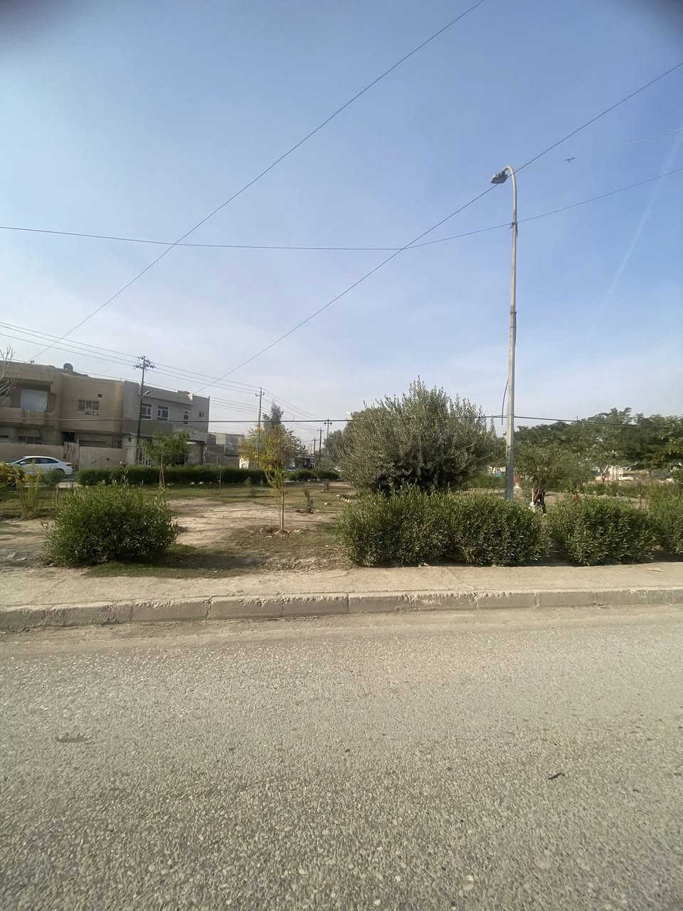 🏤عقار تجاري للبيع   على سايدين 
 🏤 موقع مميز جدا بدون وارد حاليا
سند بأسم صاحبه
📌نوع العقار▪️ملك صرف💯

📌مساحة العقار  172 م 

📌يتكون من ثلاث محلات وشقه ارضيه

📌موقع العقار 🌏 حي سومر على السايدين قرب محطه اكد

للأستفسار اكثر مراسلة صفحة مكتب املاك الخير  للعقار او الاتصال على الارقام المذكوره ادناه
***********🤳 وسام
 *********** 🤳 سلوان
***********🤳 ايمن
