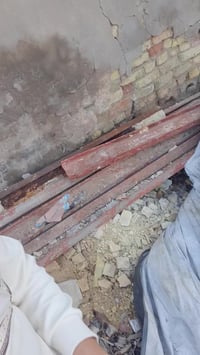 شيلمان اوكراني ثقيل للبيع عدد ٧ قطع الطول ٤ متر سعر المتر ١٠ الاستفسار...