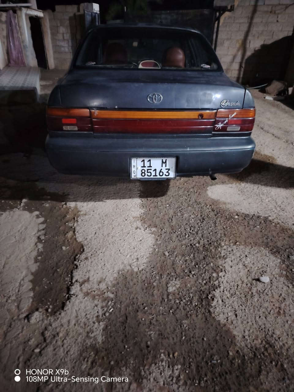 سلام عليكم كورلا موديل 1991 رقم بغداد انكليزي محرك 1600 صدر امامي خلفي مشط جديد دواخل نظيفه تبريد نقص غاز سعر 45 و بيه مجال عنوان ديالى رقم الهاتف ***********
