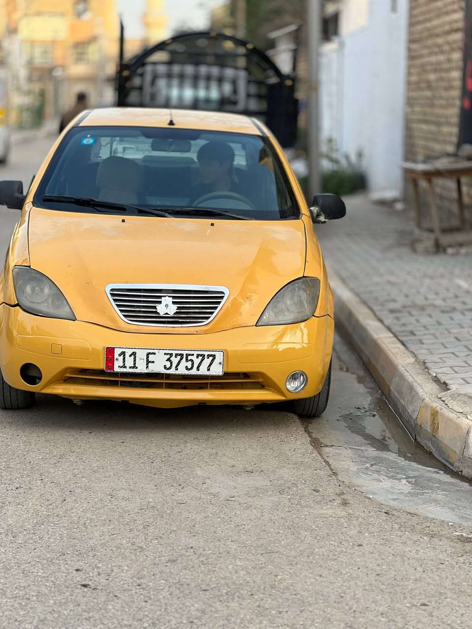 السلام عليكم
طيبه موديل 16 رقم بغداد مشروع وطني 
مصفره هيئه وغرامات مكينه وگير خير من الله 
يرادلها شويه تعديل 
نقص البيها البور يرادله تصفير 
السعر 30 وبيها مجال 
المكان الكوت 
رقم الهاتف ***********
