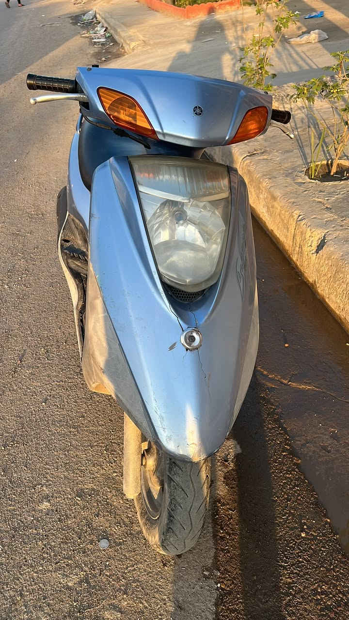 السلام عليكم دراجه بريز للبيع دراجه نكره سلف
اي نقص مابيه مكاني بغداد الشعب السعر 700  
***********
