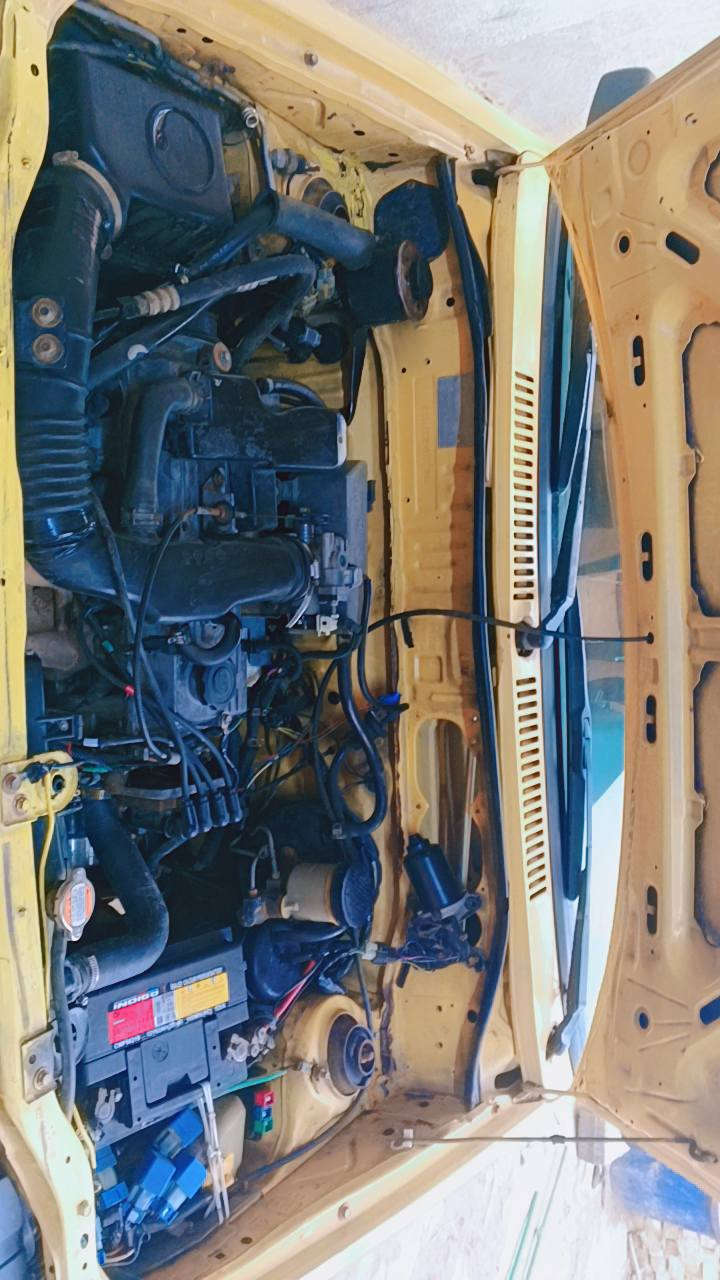 2011 رقم بغداد الماني مصفره غرامات سنويه 22
كير مكينه حداديه خير من الله 
بيها جاملغ السائق بي خياس شويه والدوسه مال العبري عوزها ترتيب الشواصي بلاديه خير من الله 
سياره جاهزه 
مكان السياره بغداد النهروان 
السعر 21وبيها مجال 
غير متواجد على الفيس رقم الاتصال
***********
