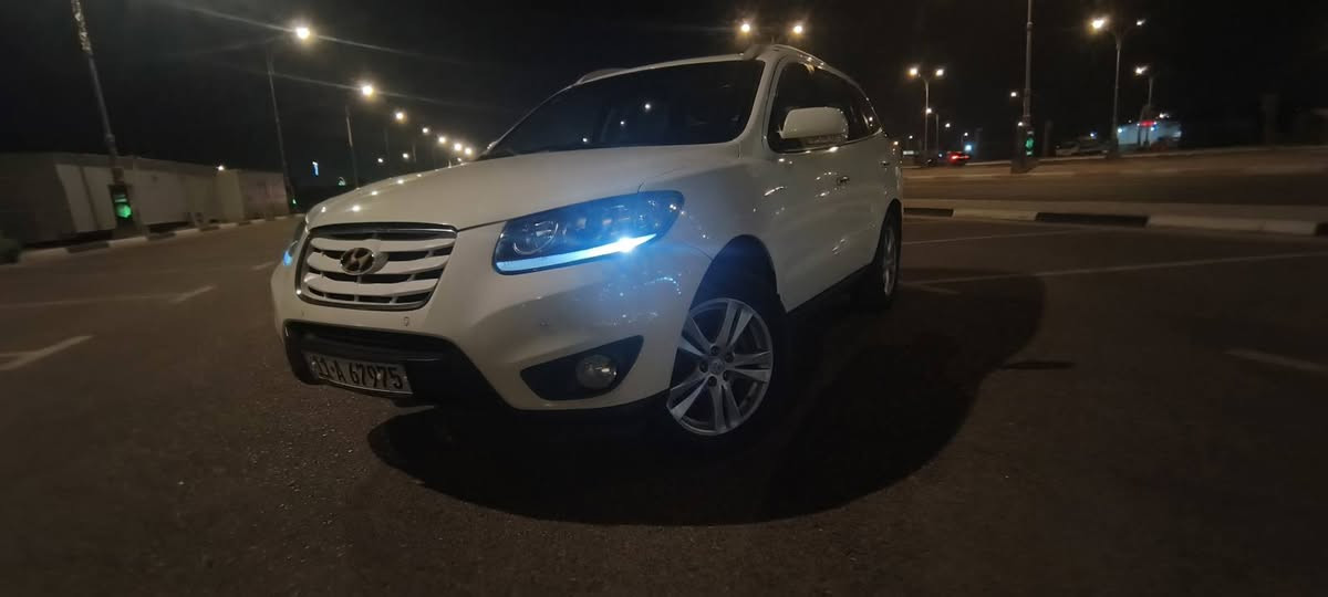 1) سنتافي 2010 للبيع او مراوس
2) رقم بغداد انكليزي 
3) ماشيه 186 قابله للزياده
4) 6 سندر
5) 7 راكب
6) محرك وكير كفاله
7) فور ويل
8) كشتات جلد 
9) تحكم ستيرن جهتين
10)فتحه سقف كهربائيه 3طكات
11)شاشه تاب 
12)كامره اماميه داش كام 
13)كامره خلفيه
14) بيها منظومة زنون
سونار مرفق في الصور
مكان سياره كربلاء المقدسة 
رقم موبايل *********** 
السعر 144 وبيها مجال
