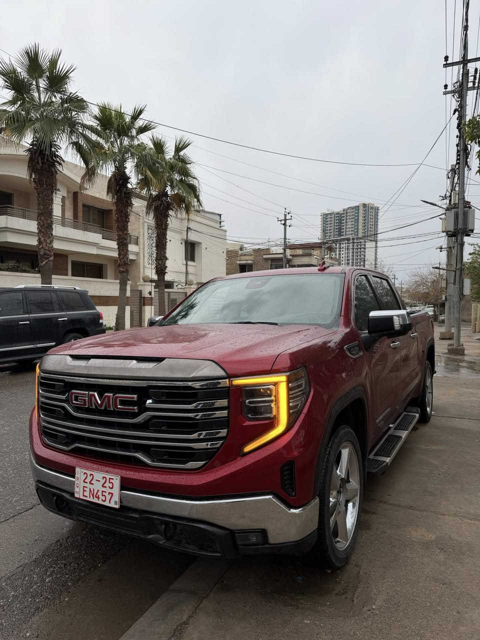 السلام عليكم
جمسي سيرا 2024 باب طويل بدي قصير
 SLT 
8 سلندر 5.3 المرغوب
ماشيه 14 الف 
اخوان السياره بدون حادث 
كلين تايتل 
فقط بالنقل صار بيهه شويه بالسقف شخوط وتعديل pdr 
مكان السياره اربيل
السعر 40،000$

***********
