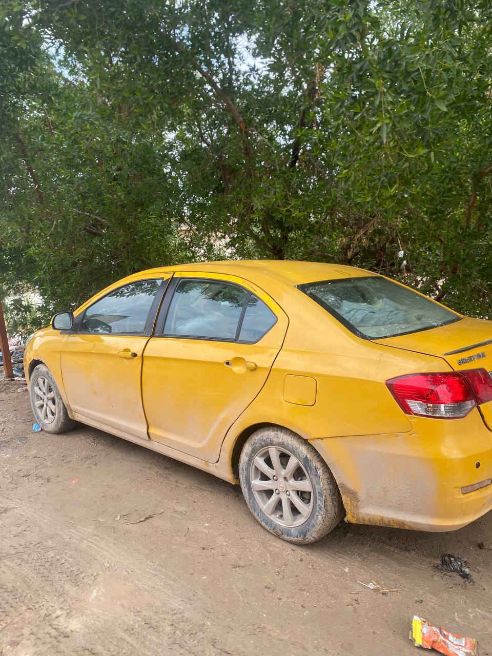 السلام عليكم 
سياره فولكس  موديل 2012
رقم بابل 
سنويه لل2029

السياره بسمي 

السياره كدامك شوفت عينك مصبوغه حزام 
وجامه اماميه مكسوره والباقي كدامك 

مكان كربلاء 

السعر قيم بل يرضي الله متوزاي عليه 

 رقم التلفون /***********
