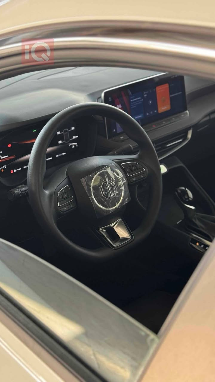 MG  5
 فول فول مواسفات2025
تەنها 4000 ڕۆیشتوە
 شاشە ئەکتیف یەک دەستە
هیچ هیچی نیە
نرخی 124 مەجال
***********
