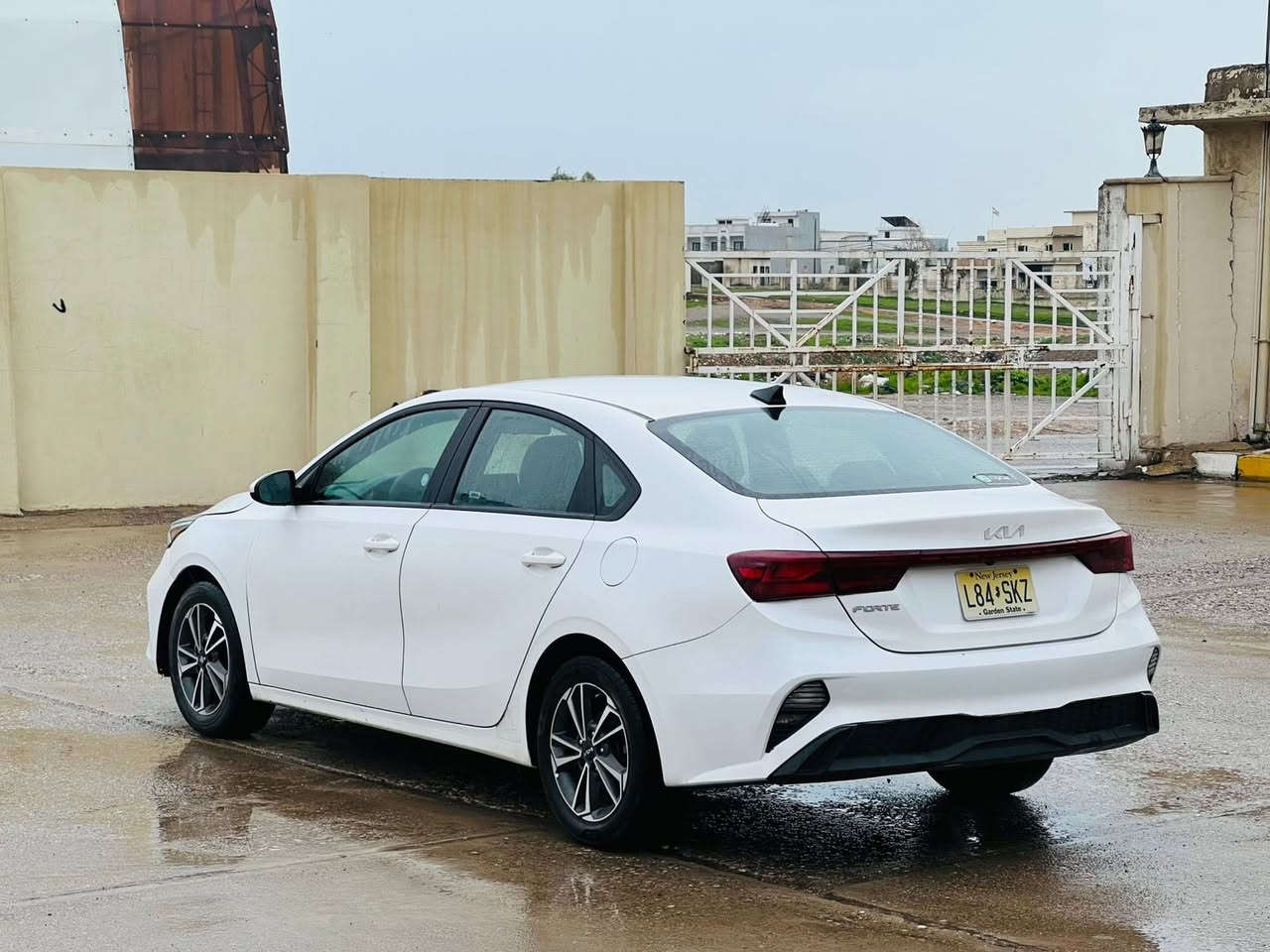 كيا فورتي 2024 بولند وجملغ صبغ واشويه هيلال جملغ خلفي بدون دواخل ايرباك ستيرن طاك راجع سيستم سعر 125ومجال 
مواصفات :- 
شاشة 🖥
كاميرا 📷
حساس 
رادار
ويل كروم
تحكمات ستيرن 
➕ تحديد سرعه 👍
نظام قيادة (ذكي + سبورت +نورمال ) 👍
مانع انزلاق 👍
نظام تحديد المسار 👌
بعد بيها مواصفات .
عنوان عقره 
واتساب وفايبر ***********
واتساب ***********
