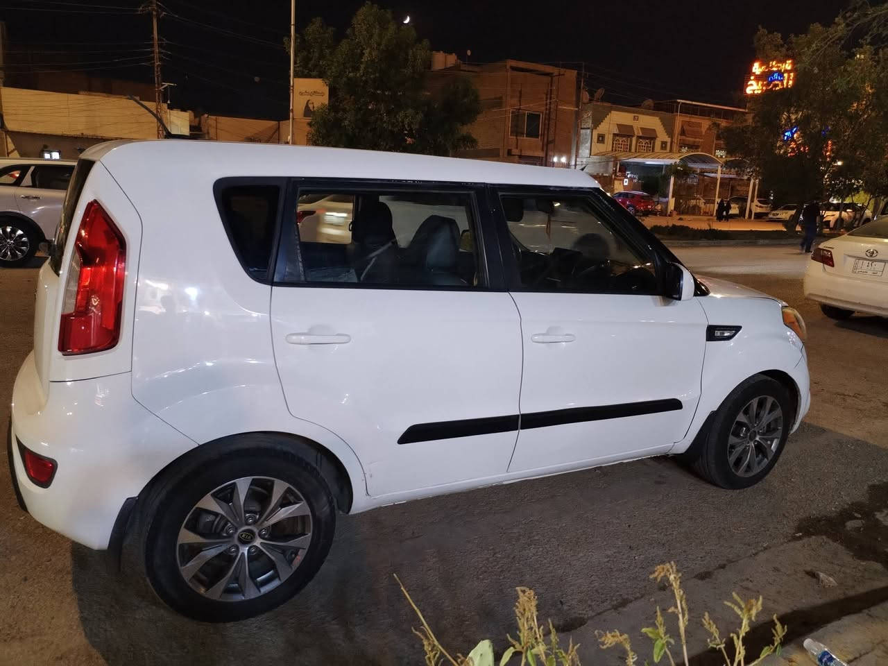 صول ٢٠١٣ وارد أمريكي بيه قطعتين بنيد و الباب جنطة الحادث من امريكا و بالعراق مكان قليل بيه صبغ بين الباب الصدر والباب الخلفية
والباقي مكفول
السعر ١١٥ ورقة وبيه مجال قليل
مكان السيارة في النجف


**إذا كنت صاحب هذا الإعلان وتريد حذفه لأي سبب، رجاءا أرسل رسالة إلى الدعم الفني**