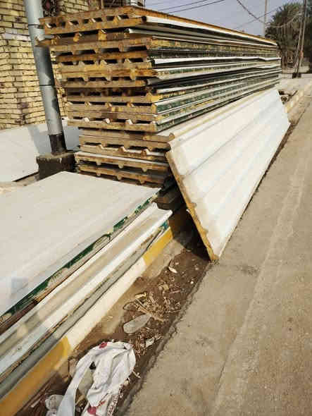 السلام عليكم سندويج مستخدم للبيع الستفسار على هاذه الرقم *********** ***********
