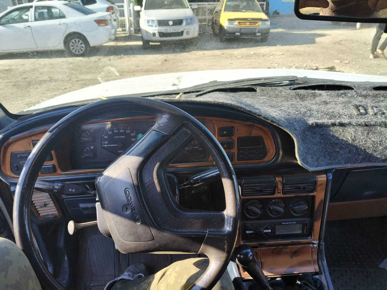 برنس 1993مفتوح مصبوغه جماليه كير عادي السعر 35 وبيهه مجال***********٠بي وات ساب
