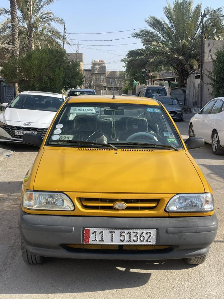 سلام عليكم سيارة سايبة للبيع مديل 2021 سيارة نضيفة كير مكينة شواصي خياسات كهربائيات مكفولة كفالة عامة نقصها بس شحن غاز للتبريد وبيهة  طخة يم لقبق مال بانزين و مصلحة السعر 58 و بي مجال العنوان بغداد الامين الثانية
***********
