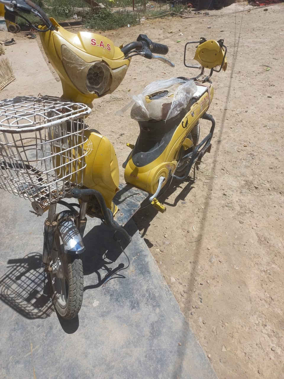 سلام عليكم بايسكل شحن شغال بس يرادله باتريات سعر 50قفل


**إذا كنت صاحب هذا الإعلان وتريد حذفه لأي سبب، رجاءا أرسل رسالة إلى الدعم الفني**