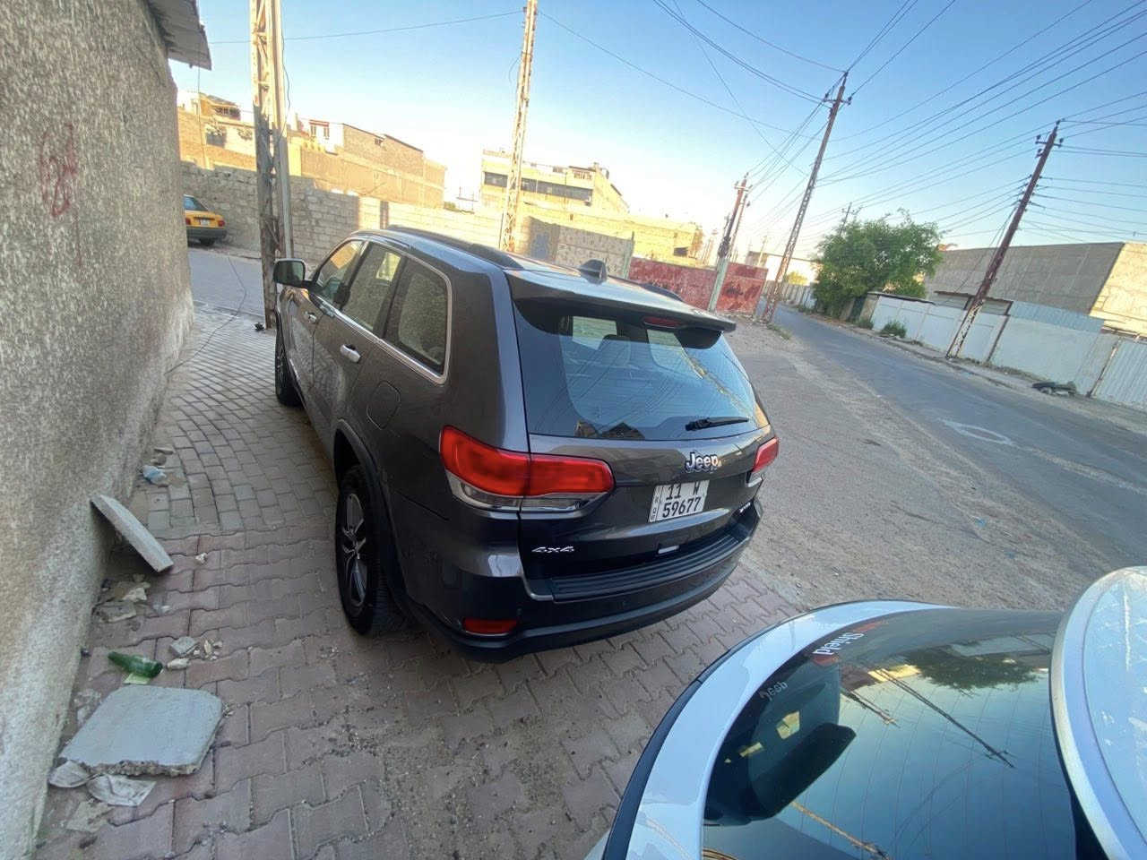 سلام عليكم اخوان 
جيب وارد امريكي   2019 
رقم بغداد باسمي 
صور السونار مرفقه بالمنشور 
السياره جاهزه والحمدلله مابيها اي نواقص 
السعر ٢١٠ وبيها مجال ان شاءالله 
مكان السياره بغداد المنصور    ***********
