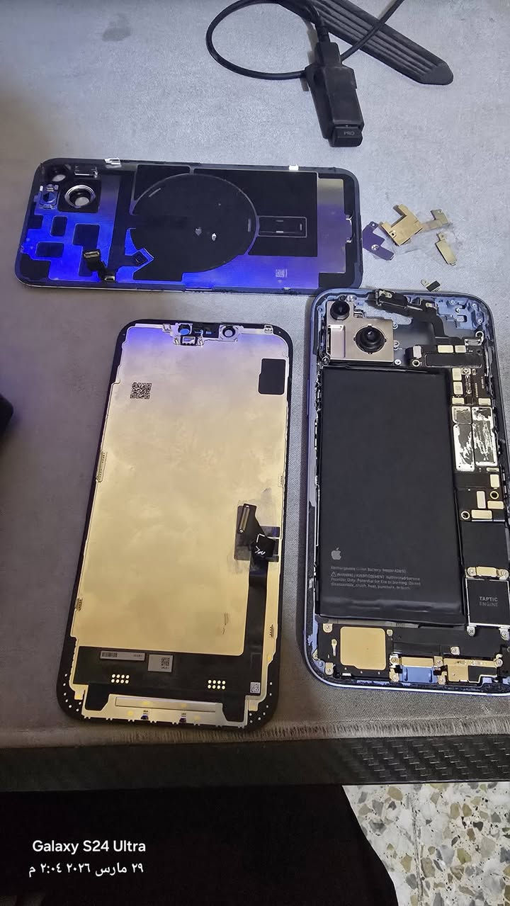 جهاز ايفون 14 بلص جهاز بلادي كله بلادي بطاريته ٨٩ و مساحته ١٢٨ جيجا جهاز بيه خلل بل بورد ما يعرض شاشه  يكلف تصليحه ٥٠ او ٦٠ الف و مقفول ايكلود  
مراوس ويه اي جهاز


**إذا كنت صاحب هذا الإعلان وتريد حذفه لأي سبب، رجاءا أرسل رسالة إلى الدعم الفني**