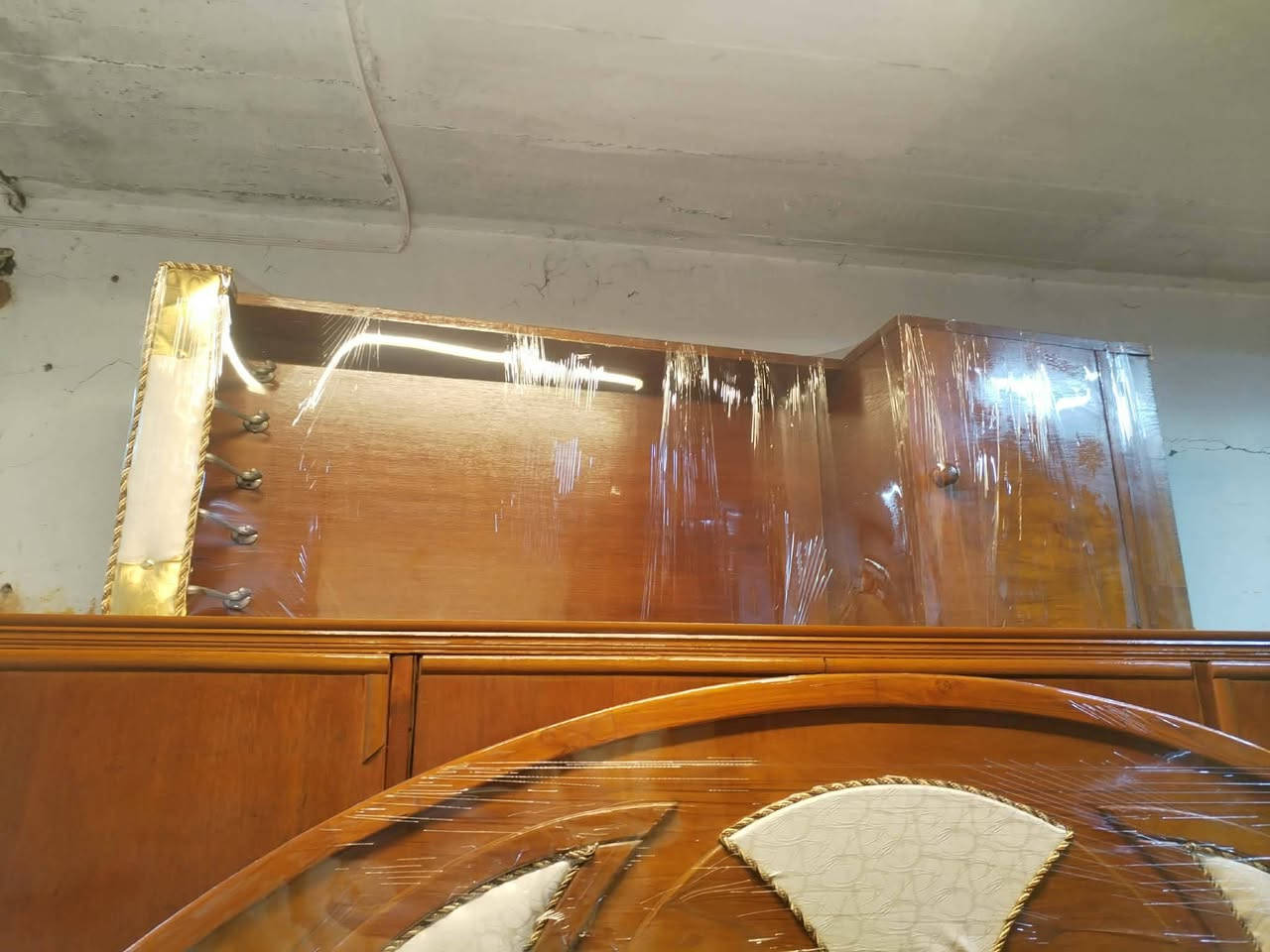 غرفه نوم نضيفه حيل خشب ثقيل السعر 350
الغنوان موصل شراي راسل خاص


**إذا كنت صاحب هذا الإعلان وتريد حذفه لأي سبب، رجاءا أرسل رسالة إلى الدعم الفني**