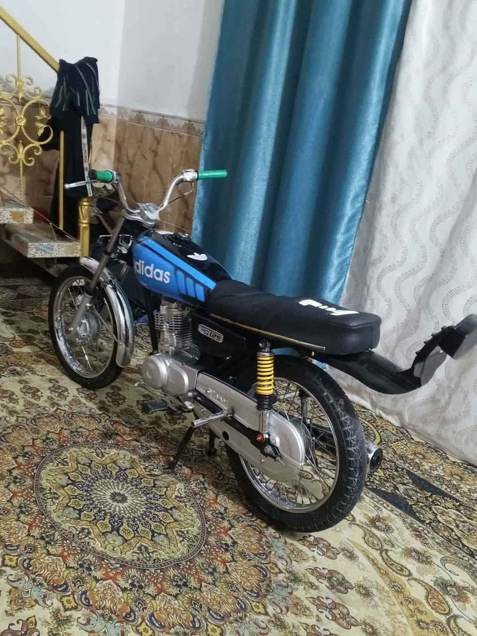 دراجه للبيع تعمير جديد هذا رقم راعيه ***********
