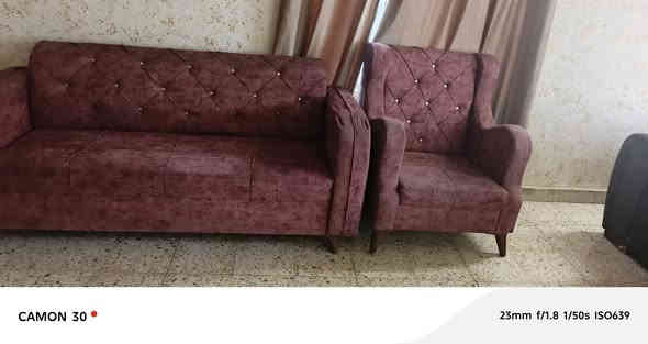 تخم عشر مقاعد مابي ضرر بس تنظيف يحتاج شويه السعر ١٧٥ بي مجال مكان ابوغريب رقم موبايل ***********
