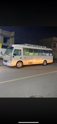 كوستر موديل 2015  رقم بغداد بسمي  تحويل مباشر  سياره جاهزه  دشمه جديده...