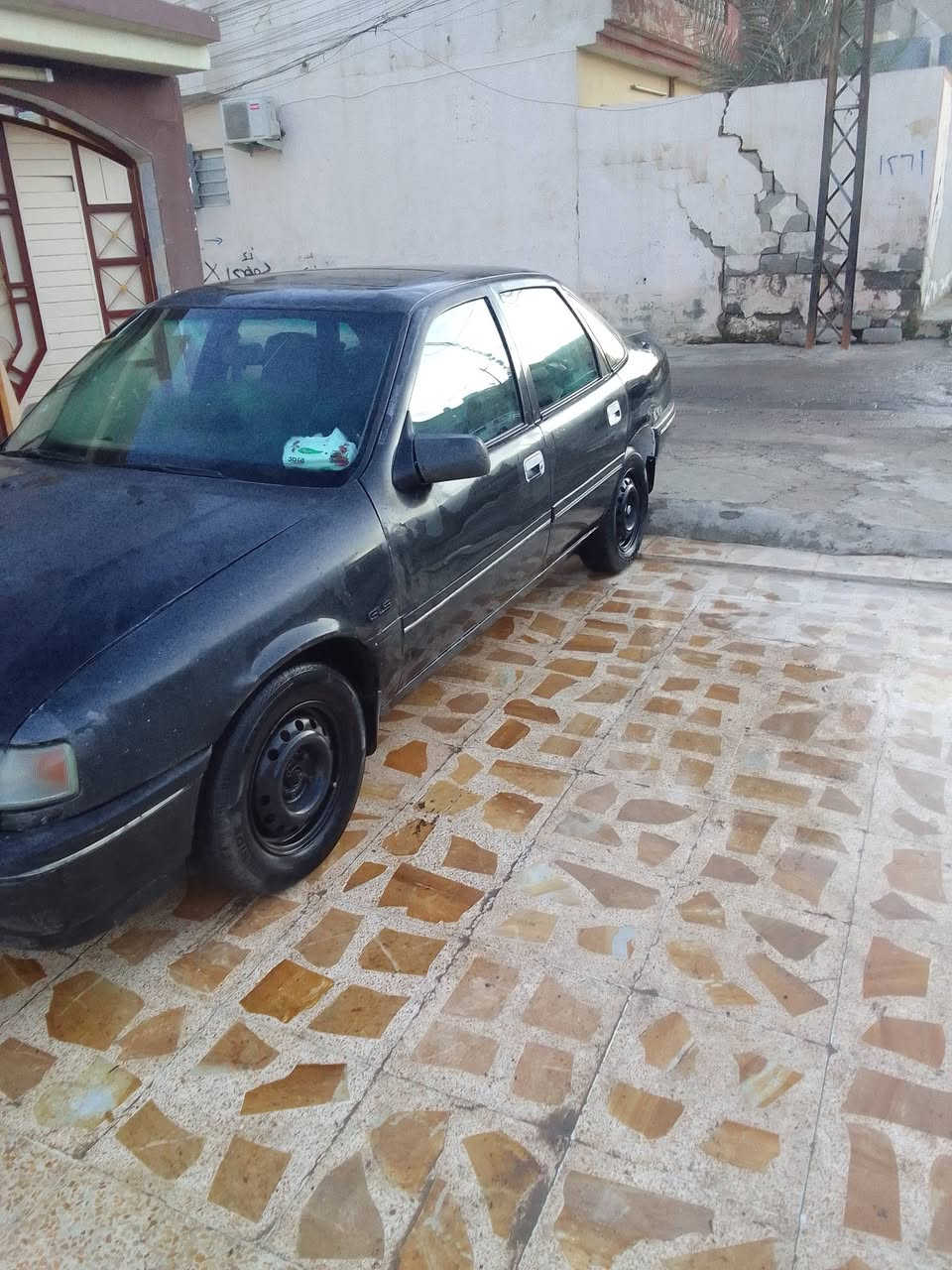 السلام عليكم فكيترا موديل 1990 حجم 16 سنويتها لغاية 2029 رقم نينوى مسطرة موضح بالصورة اني صاحبها الشرعي. السيارة مصلح دوائر وتلقيطات صبغ. السعر 40. رقم الهاتف ***********
