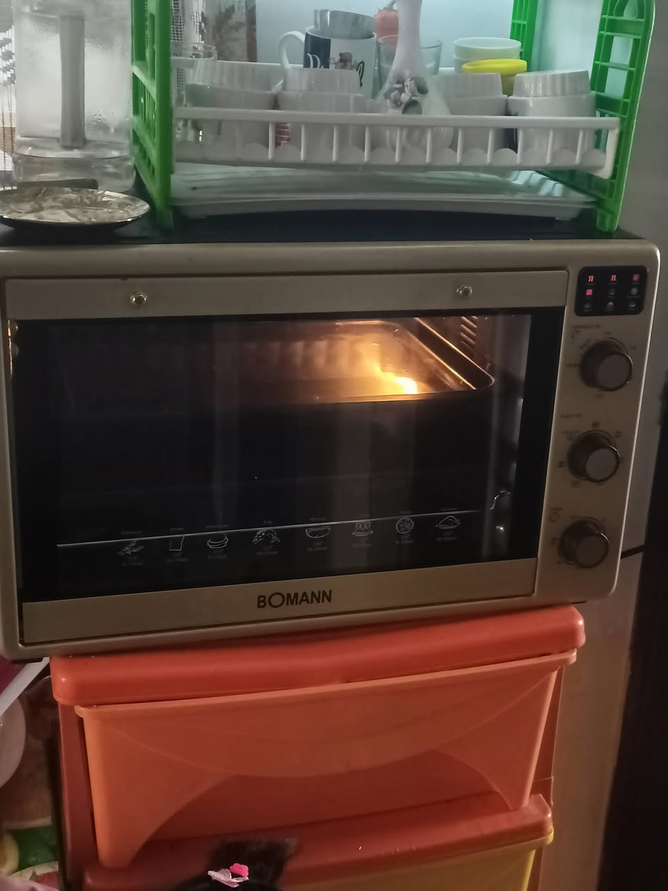 سلام عليكم اوفن حجم 70لتر بعد جديد استعمال قليل شاشه بي السعر 50 حرارة عالية الجودة  ***********
