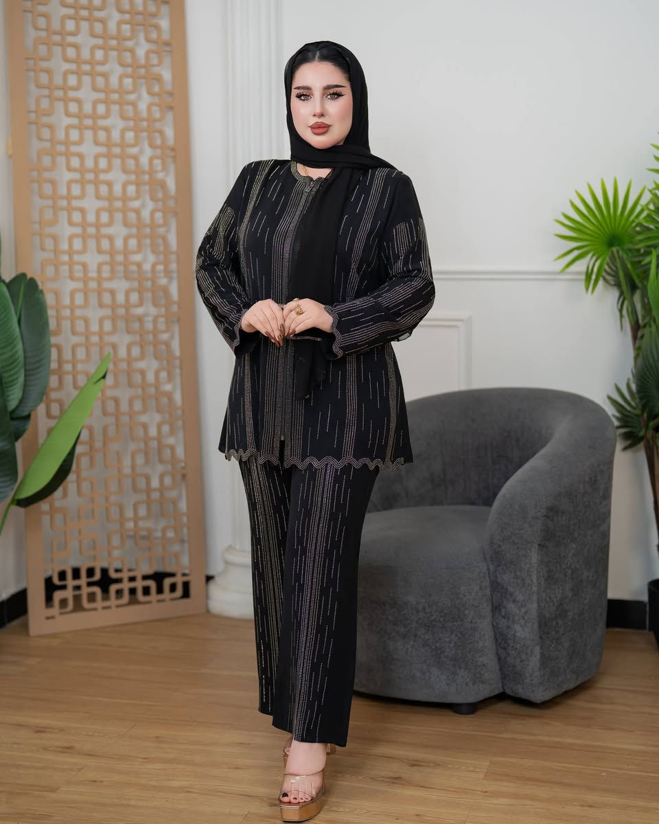 طقم يجنن 💟🔥 3 قطع
للحجز على واتساب الرقم 
***********
السعر ٥٥ وتوصيل مجاني 
متكون من سوت مع بنطرون مع شال القماش شيفون  اصلي
القياسات :-  من وزن 60 الى وزن 100
ج .
