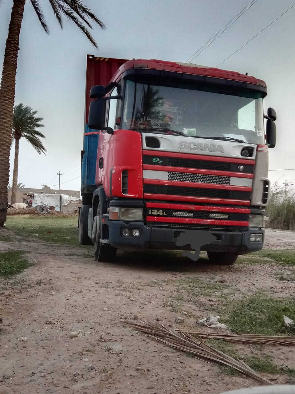 سلام عليكم للبيع       سكانية 2002 مكفوله كفاله عامه رقم بصره تحويل ويمت ماتريد السعر 200 هذا رقمي ***********
