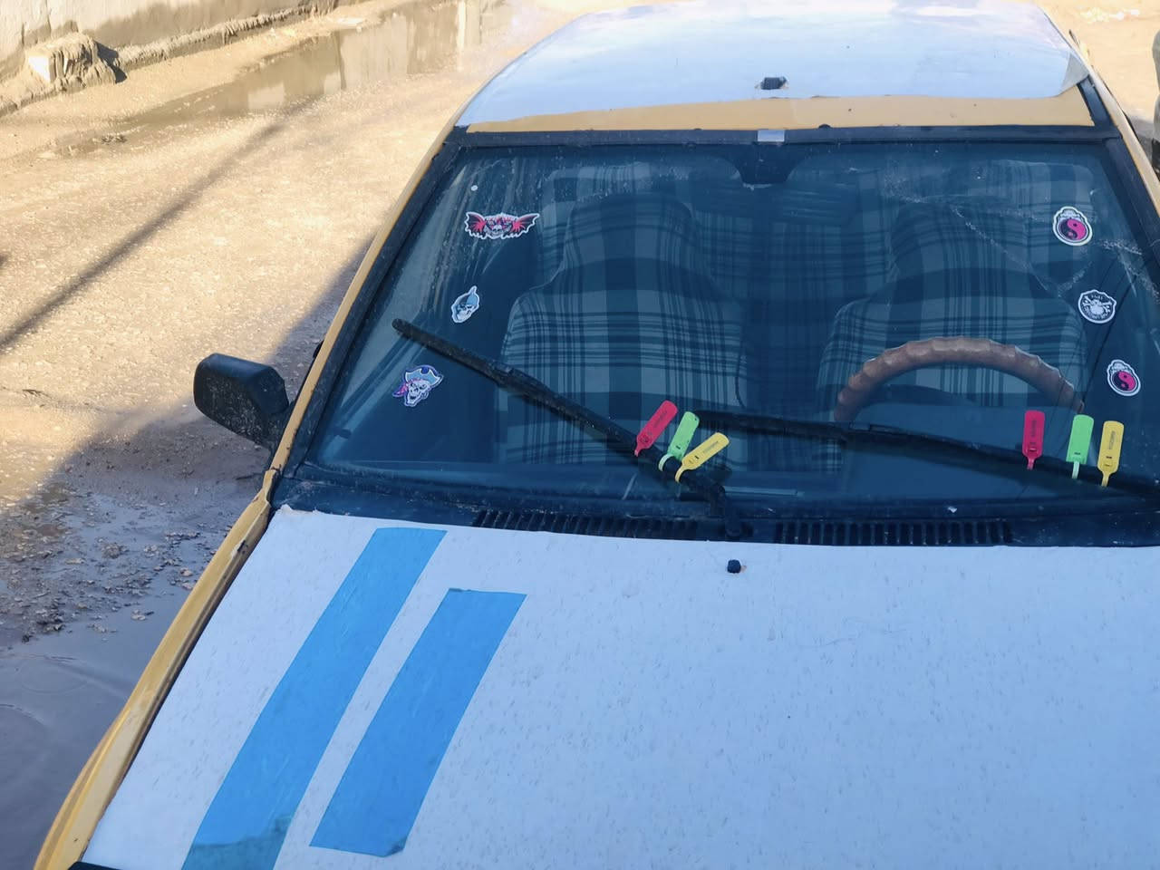 ‏سايبة 2010 قير محرك نظيف فات سنوية ساقطة    ‏سعر 11 وبيها مجال.
***********￼
