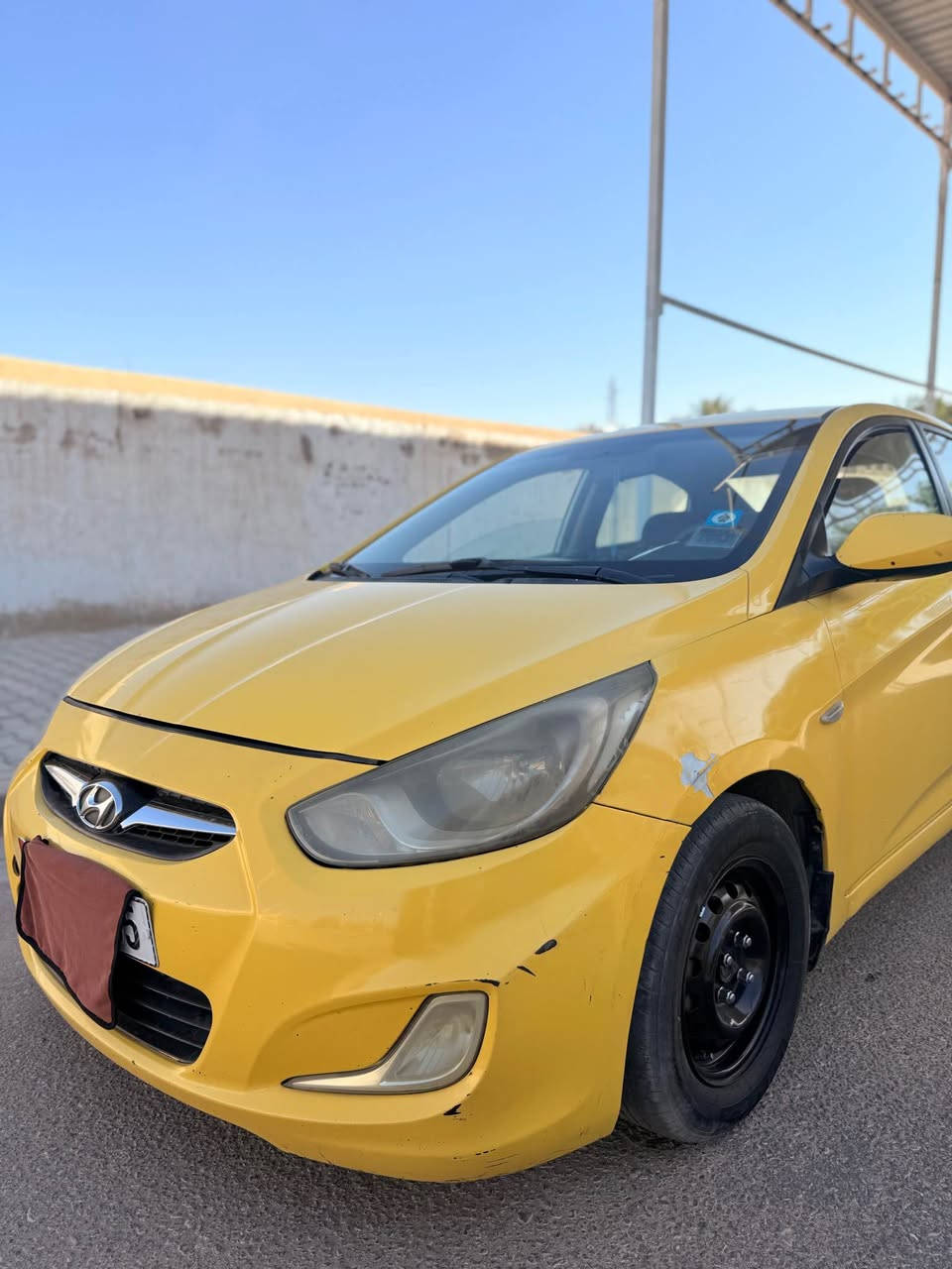 اكسنت موديل 2013 رقم نجف انكليزي بأسمنا كير محرك حدايدة تمام بيها طخة بالجاملغ الامامي بجهة السائق وتعديل بدور الجاملغ الخلفي موضحات بالصور تجي وأشوف وتقتنع وتدلل، مكان السيارة مركز النجف ( شرط المداور ) السعر اتصل أو راسلني *********** النجف, العراق
